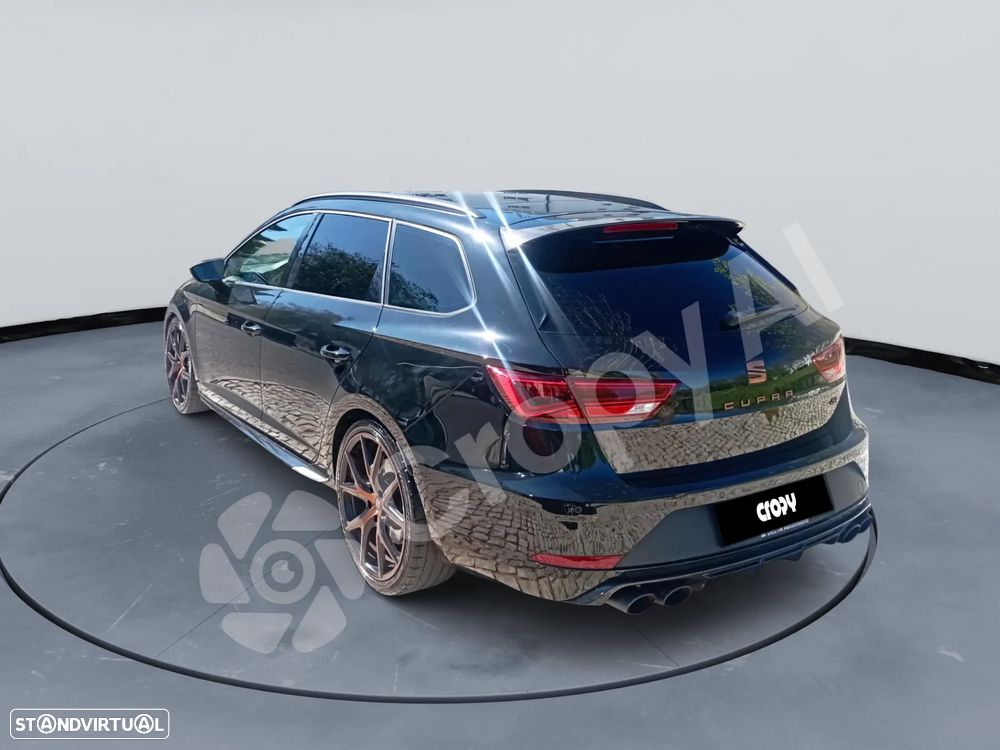 SEAT Leon ST 2.0 TSI S&S 4Drive DSG Cupra 300 Edition Carbon - 4