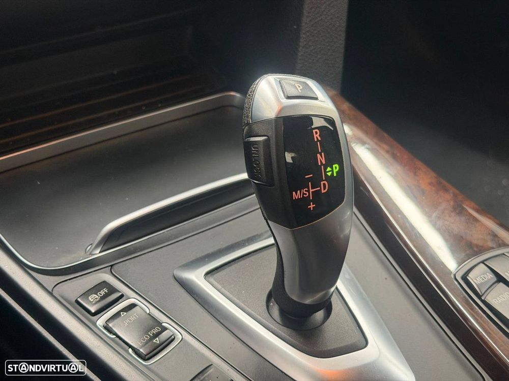 BMW 418 - 15