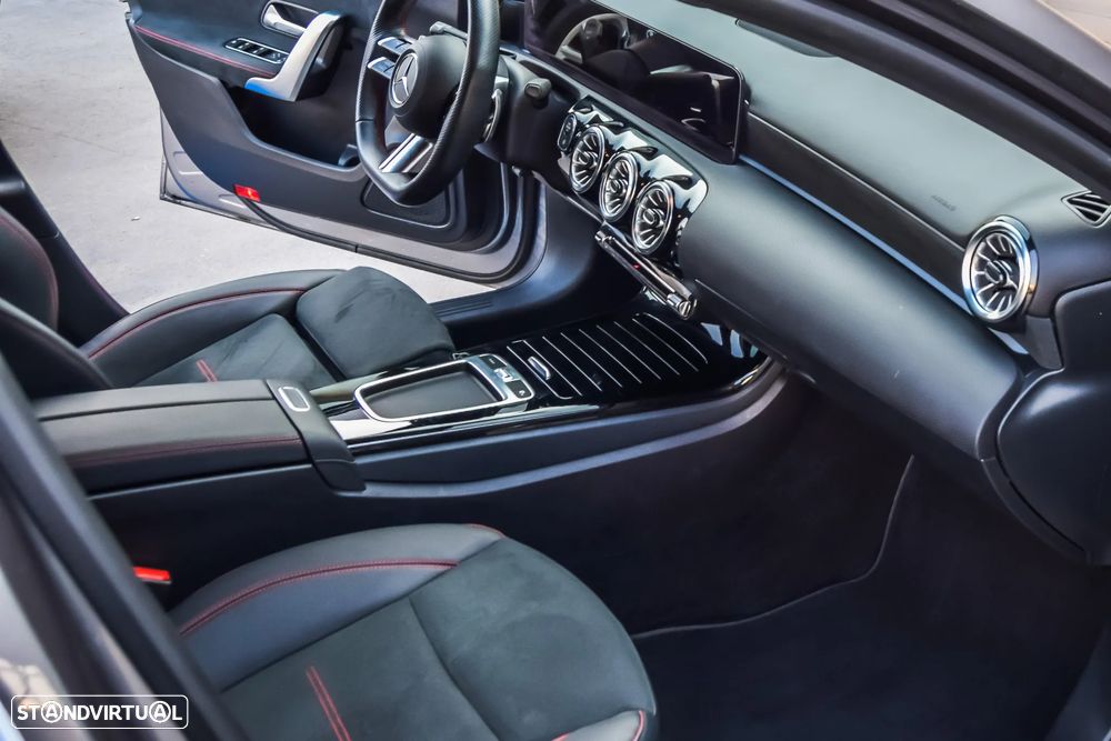 Mercedes-Benz A 200 7G-DCT AMG Line - 11