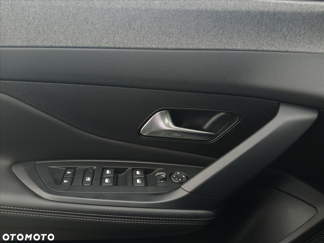 Peugeot 308 - 18