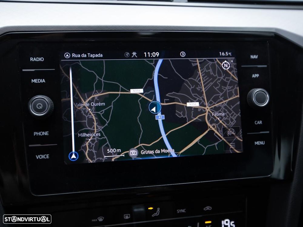 VW Passat Variant 2.0 TDI Business DSG - 24