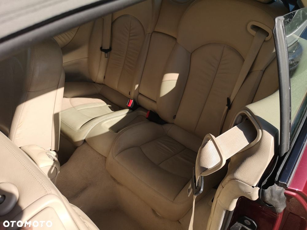 Mercedes-Benz CLK 350 7G-TRONIC Avantgarde - 23