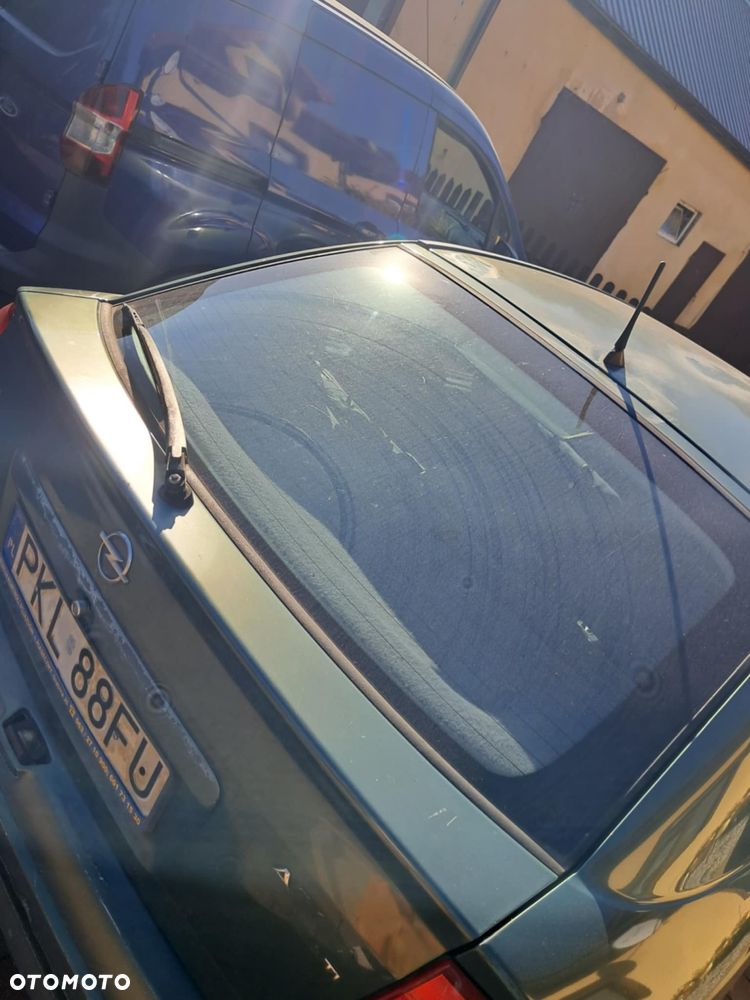 Opel Astra II 1.7 DTI - 11