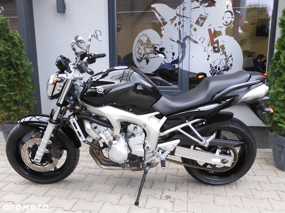 Yamaha FZ6 - 29