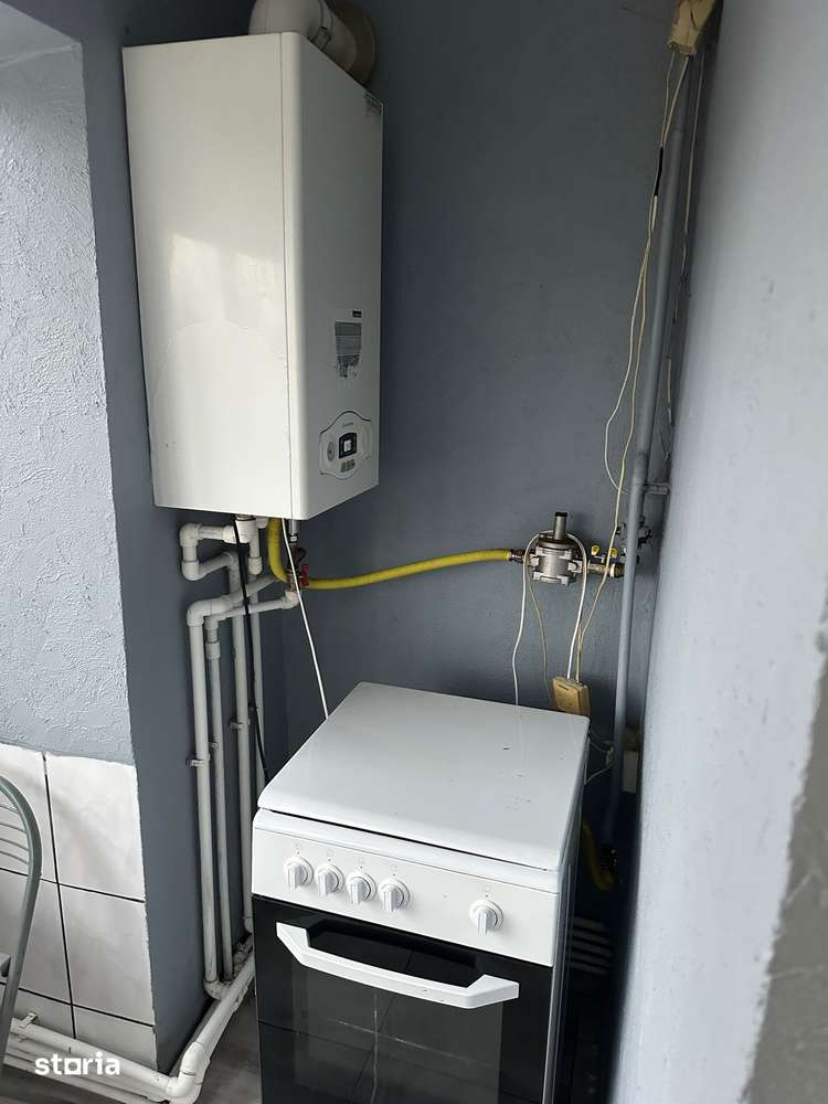 Apartament de închiriat 45 mp, balcon, etaj 1, CT, ICFRIMU - Imagine principală: 5/5