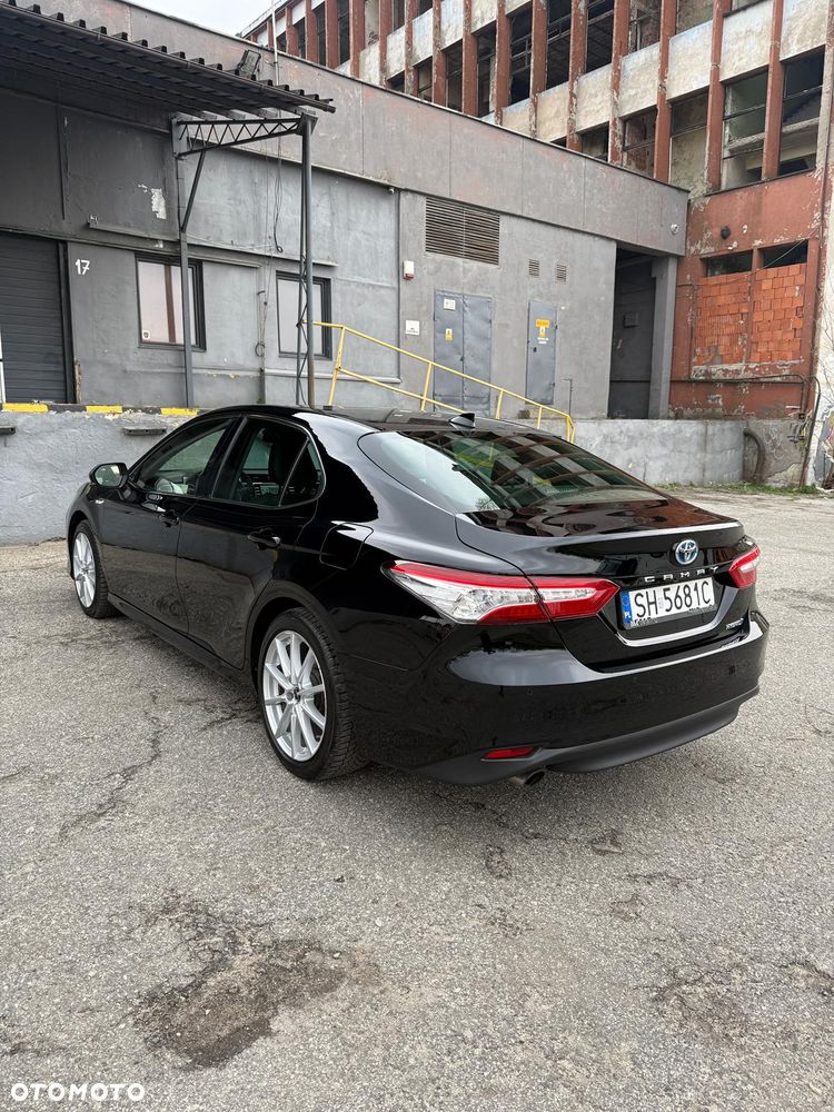 Toyota Camry 2.5 Hybrid Executive CVT - 9