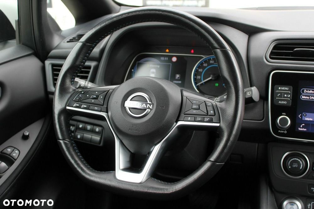 Nissan Leaf 40kWh Acenta - 16