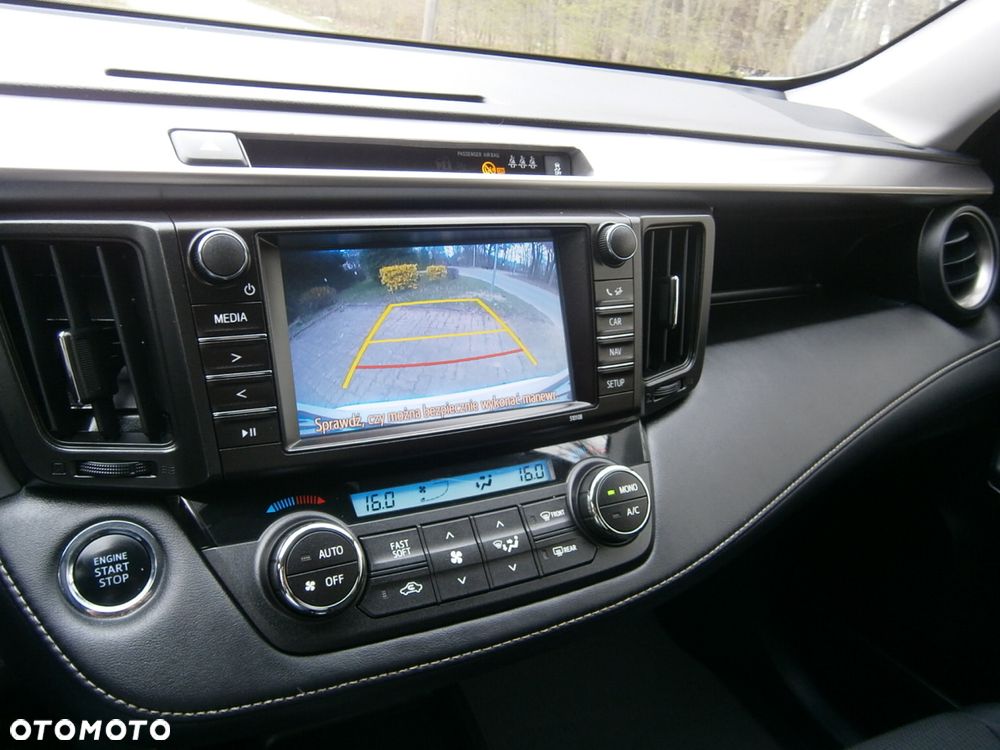 Toyota RAV4 2.0 Prestige 4x4 - 15