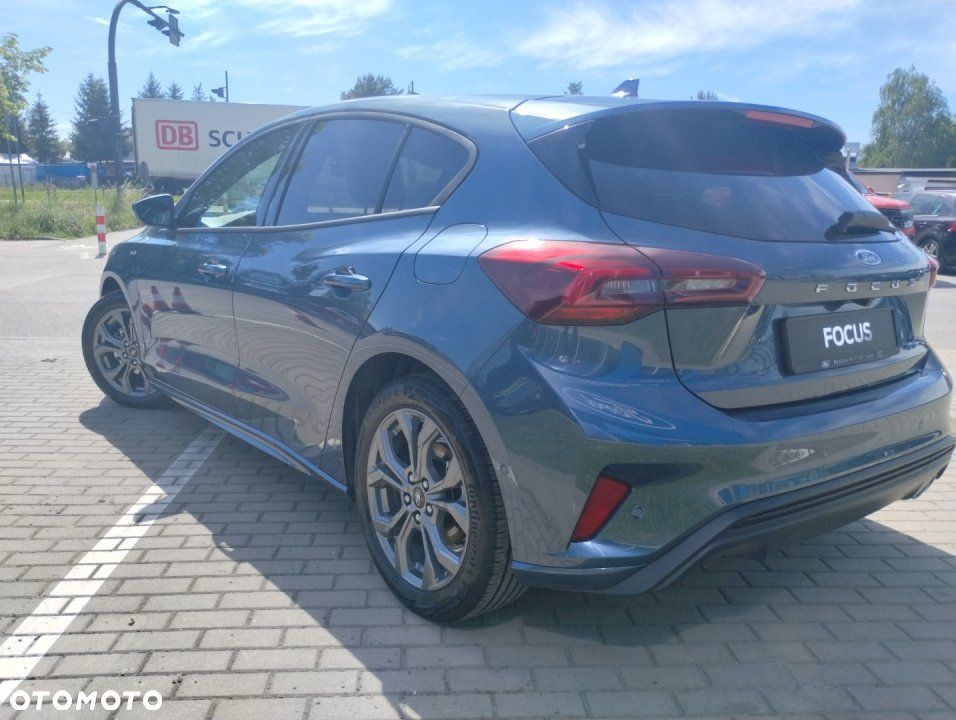Ford Focus - 34