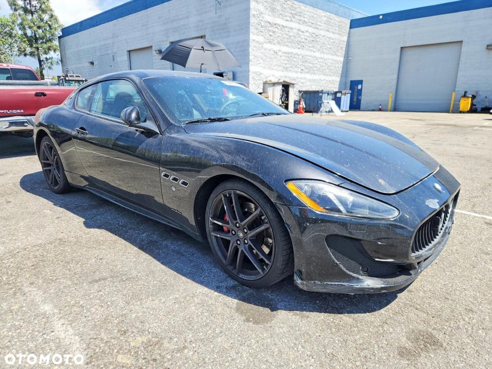 Maserati GranTurismo - 5