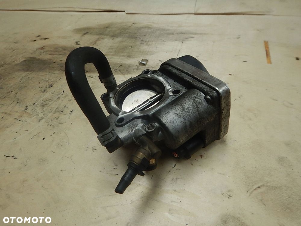 przepustnica opel zafira b astra h 1.6 16v 55560398 - 2