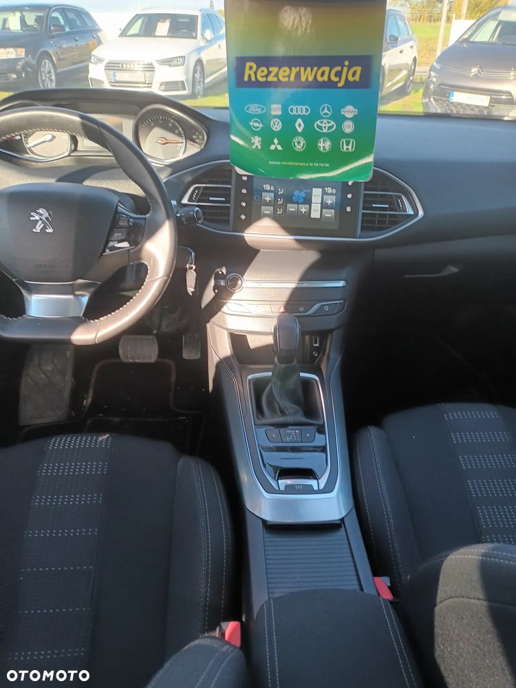 Peugeot 308 - 5