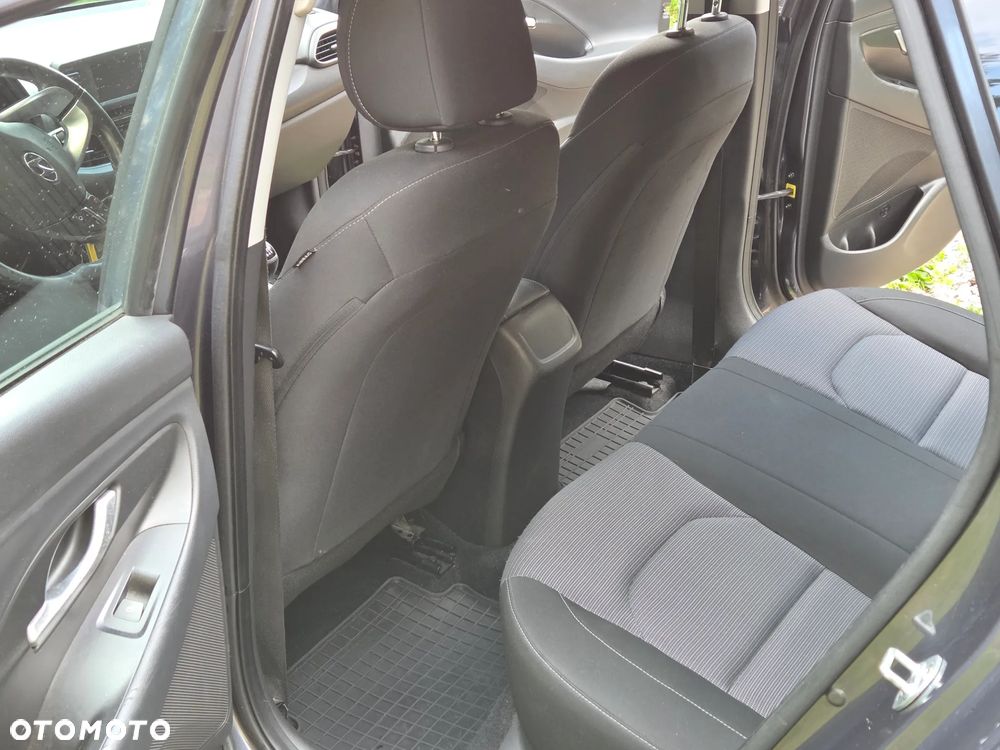 Hyundai i30 - 13