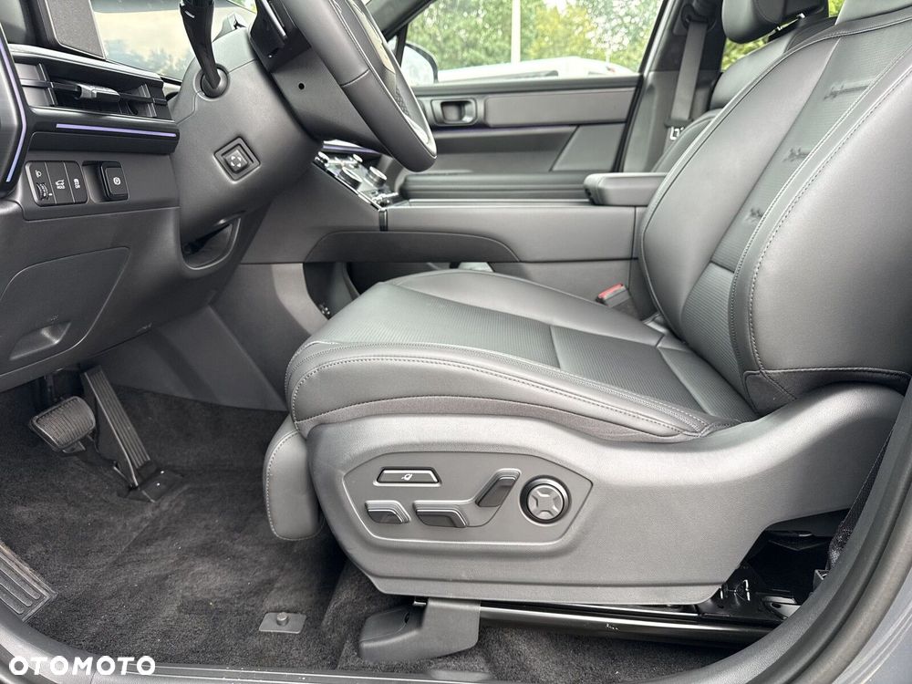 Hyundai Santa Fe 1.6 T-GDI HEV Calligraphy 4WD 6os - 12