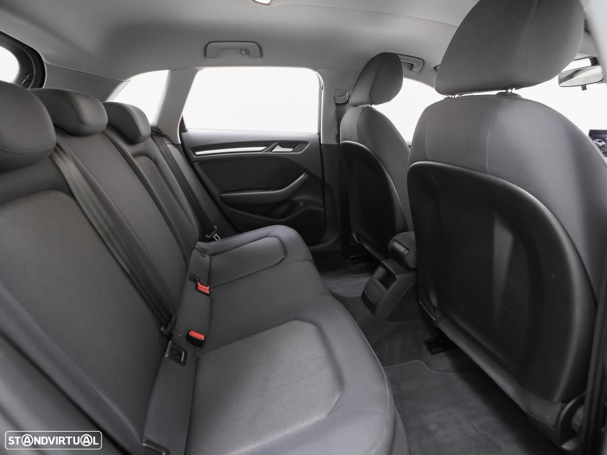 Audi A3 Sportback 30 TDI - 11
