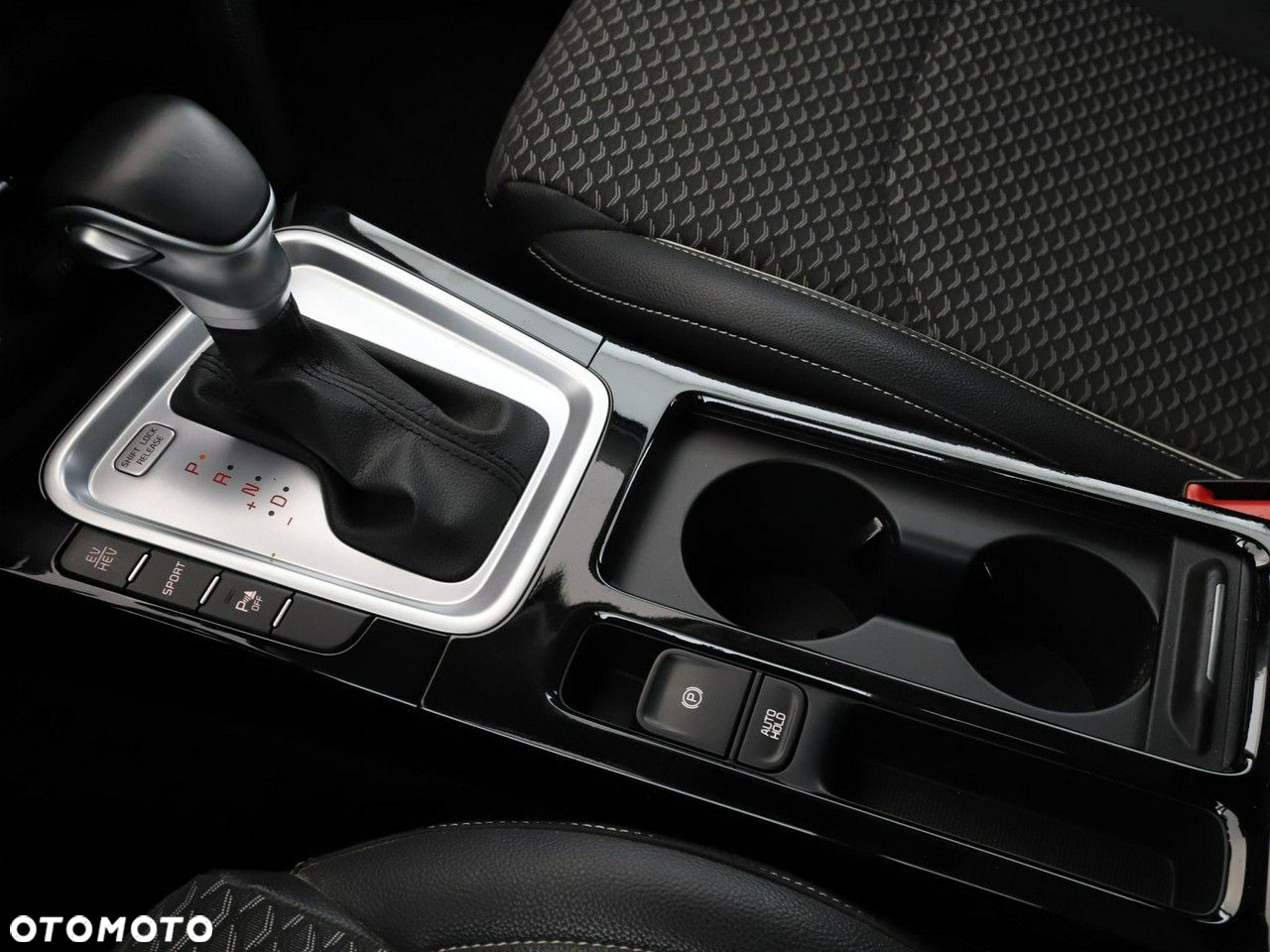 Kia XCeed 1.6 GDI DCT6 OPF Plug-in-Hybrid VISION - 31