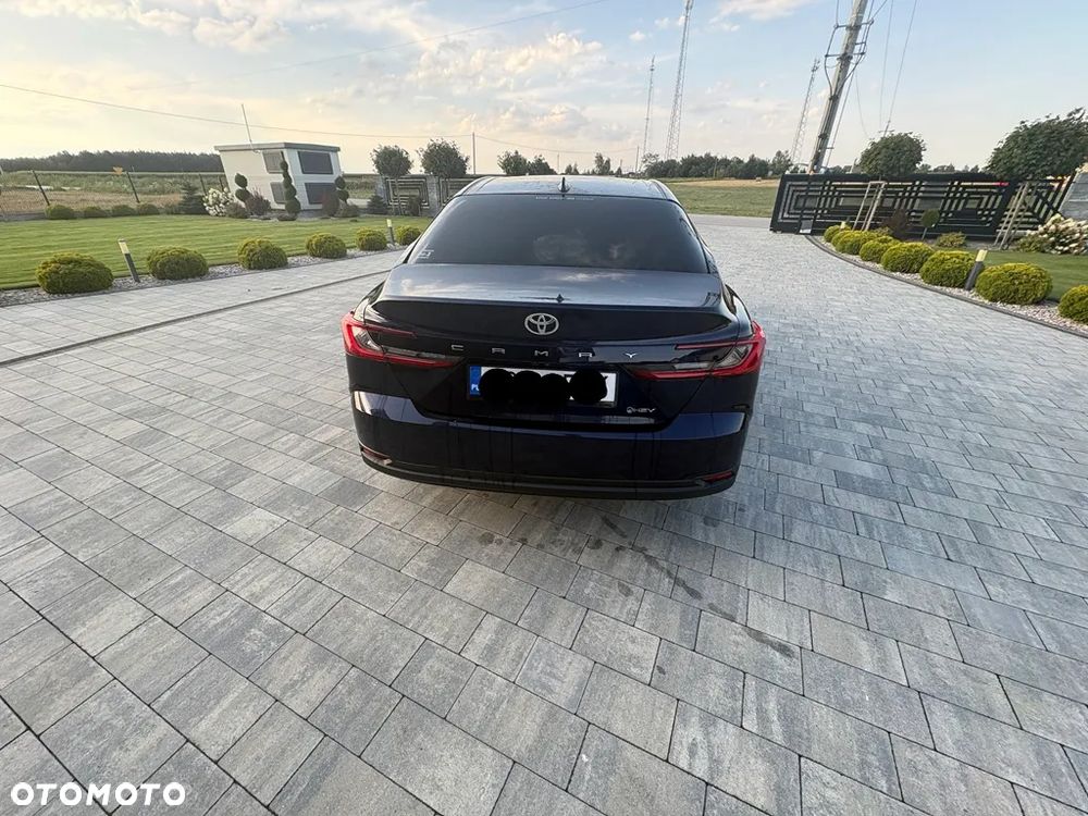 Toyota Camry 2.5 Hybrid Executive CVT - 9