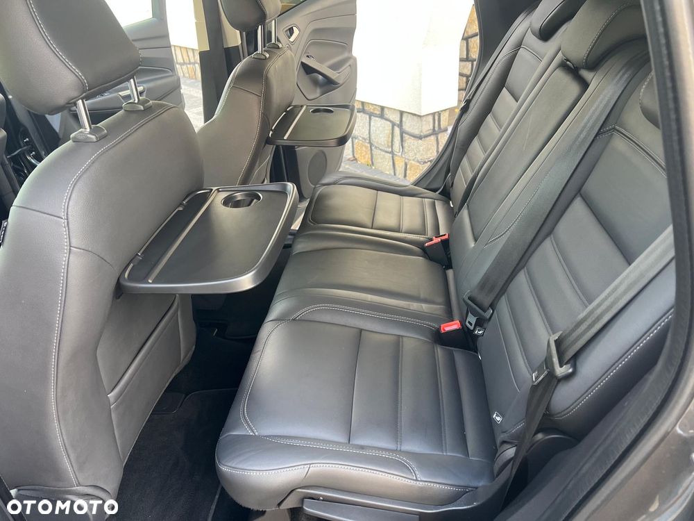 Ford Kuga - 15