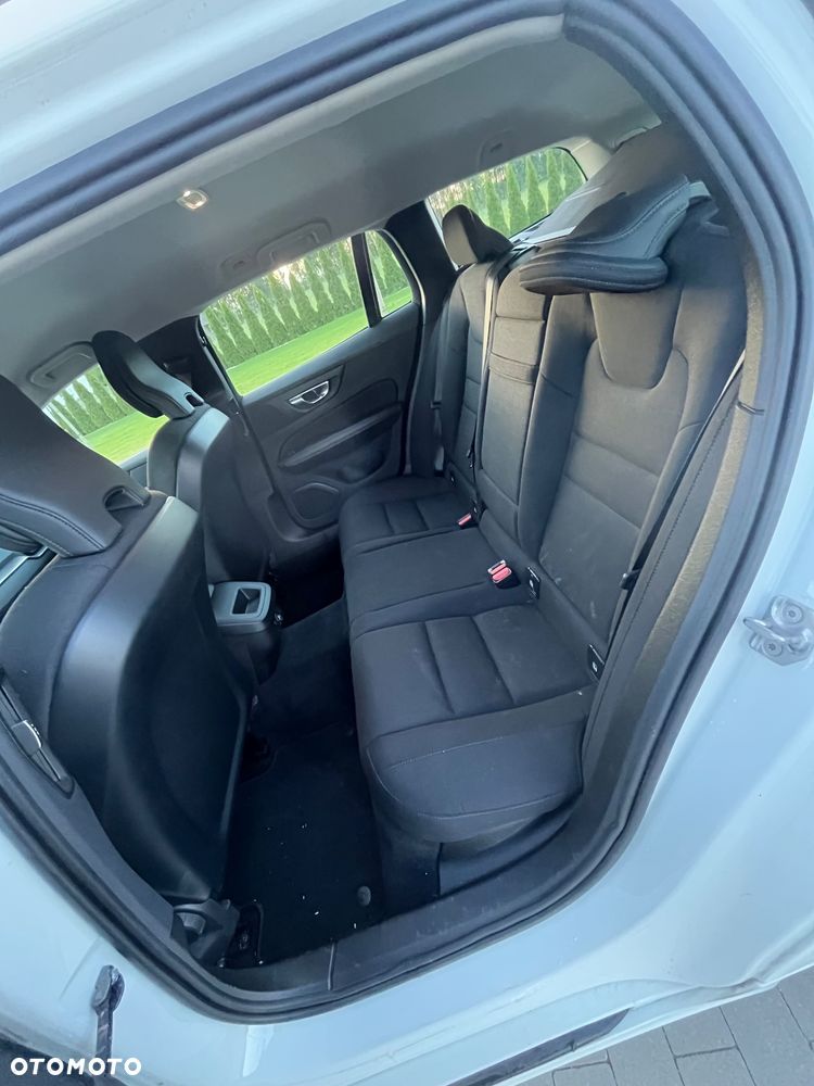 Volvo V60 D3 Geartronic Momentum Pro - 12