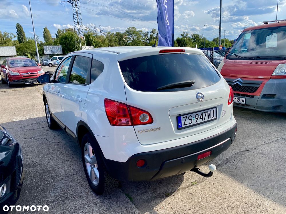 Nissan Qashqai 2.0 4x4 Tekna CVT - 8