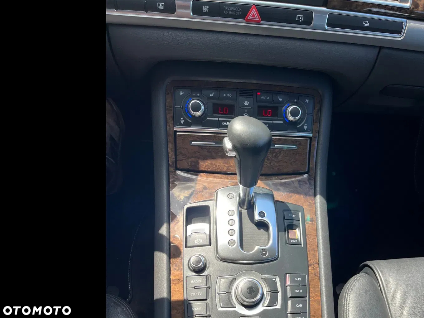 Audi A8 4.2 Quattro - 11