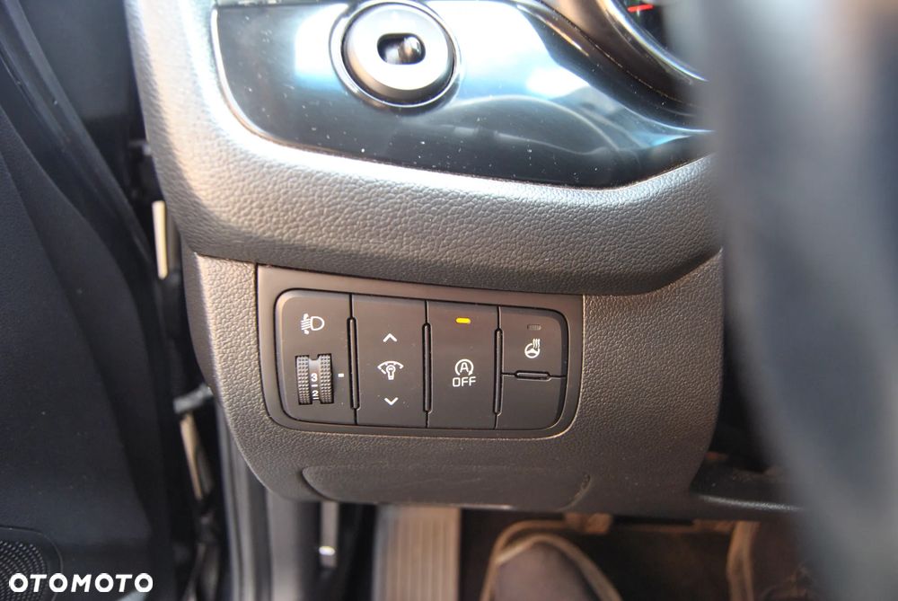Kia Ceed 1.6 GDI Platinum Edition - 34