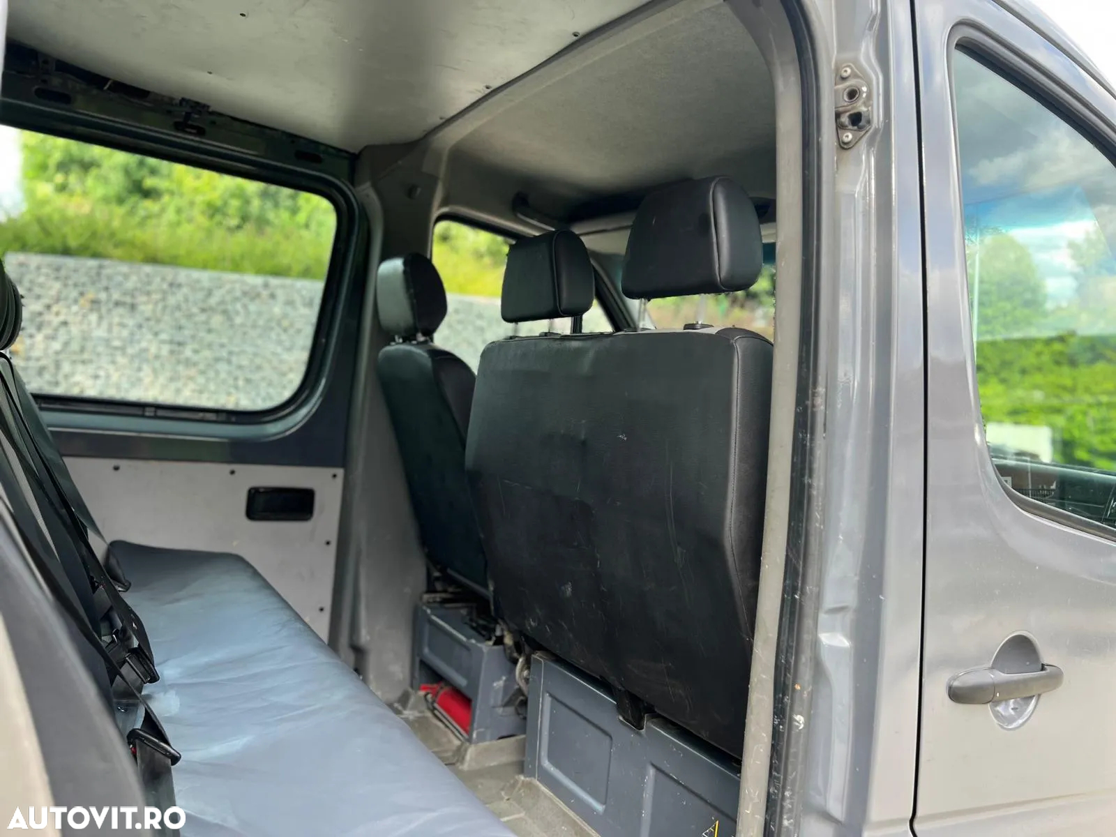 Volkswagen Crafter - 12