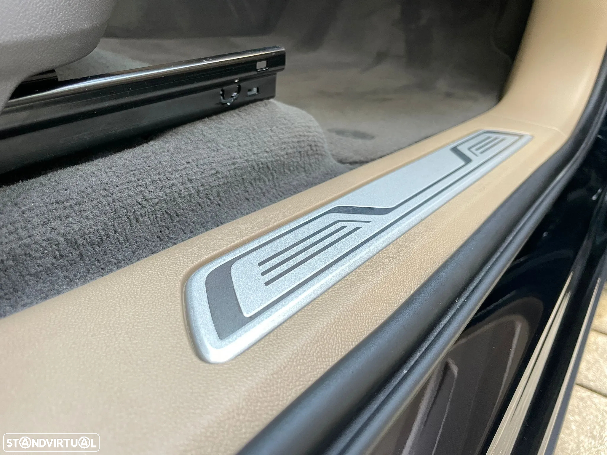 VW Touareg 3.0 TDI V6 Elegance Plus - 50
