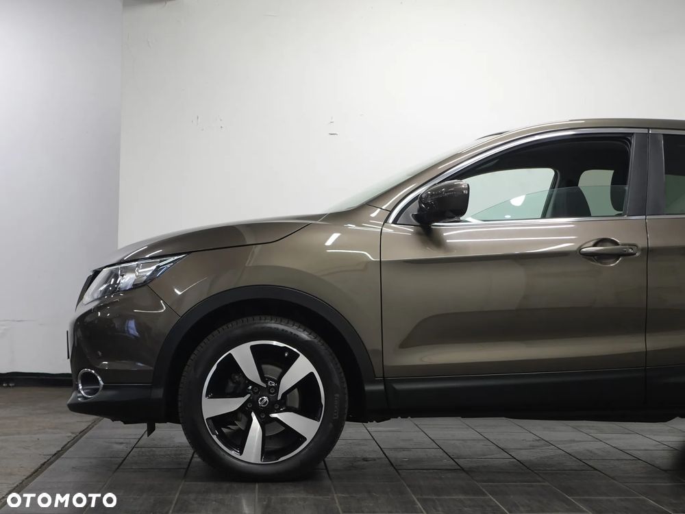 Nissan Qashqai 1.6 DCi ALL-MODE 4x4i N-Connecta - 15