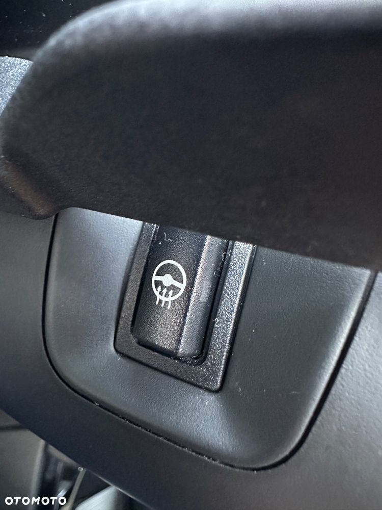 BMW X1 sDrive18d xLine - 24