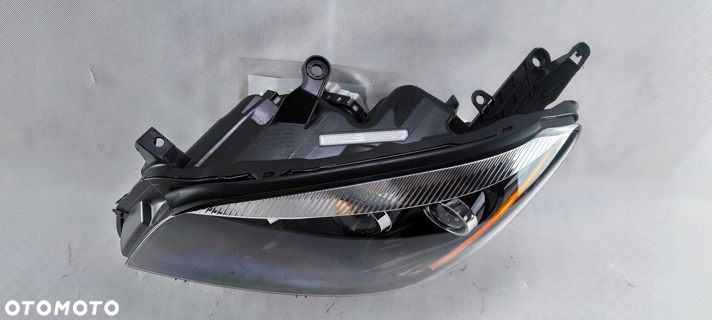 TOYOTA RAV4 EV 2012 2013 2014 REFLEKTOR LEWY LAMPA KOITO 42-61 USA - 7