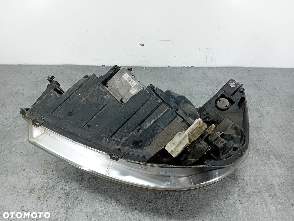 LAMPA PRZÓD PRAWA XENON RENAULT ESPACE IV 8200394707 89900858  89034934 - 4