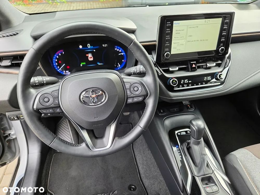 Toyota Corolla - 22