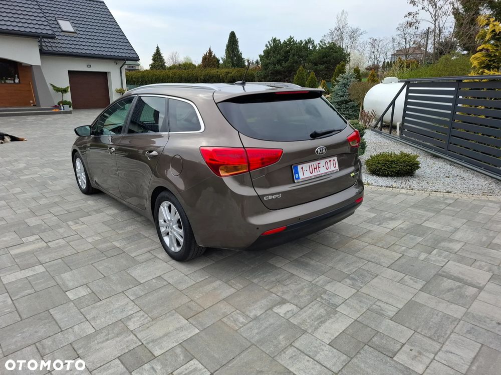 Kia Ceed 1.6 CRDi S - 6