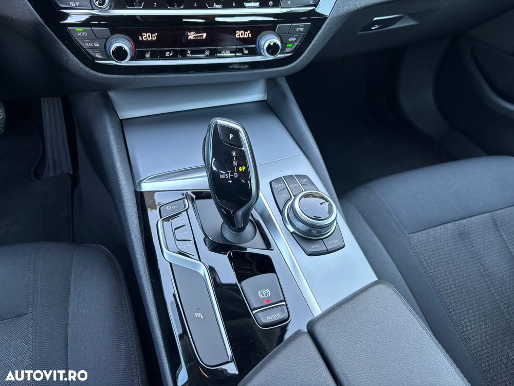 BMW Seria 5 520d AT - 21