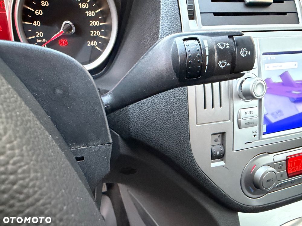 Ford Kuga - 24
