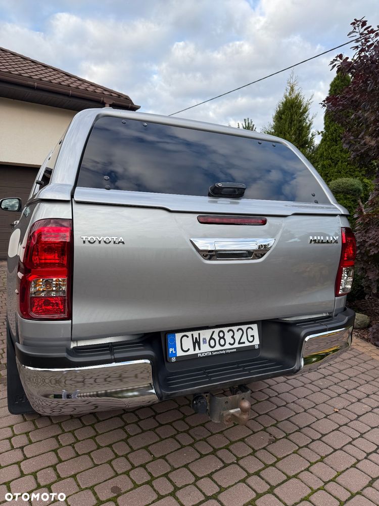 Toyota Hilux 2.4 D-4D Double Cab DLX 4x4 - 7
