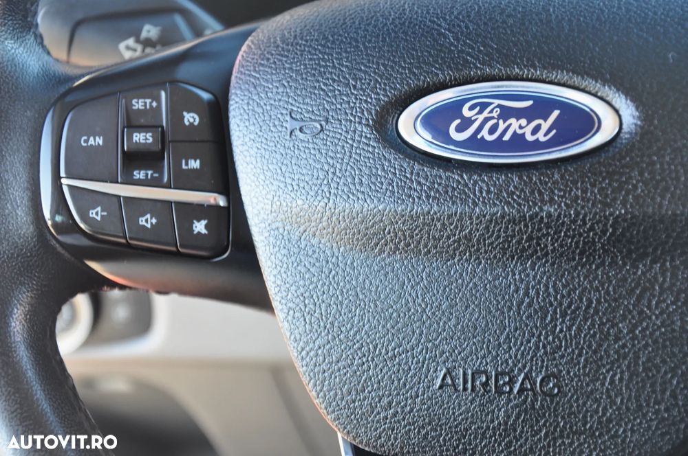 Ford Transit - 18