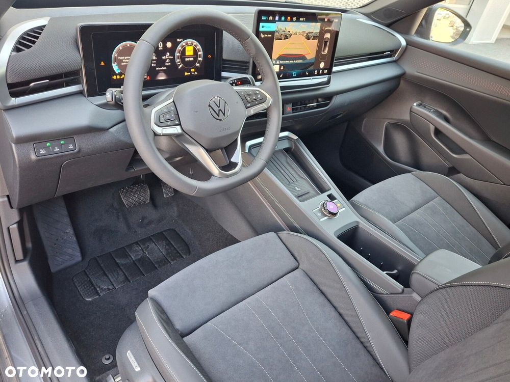 Volkswagen T-Roc 1.5 eTSI Style DSG - 11