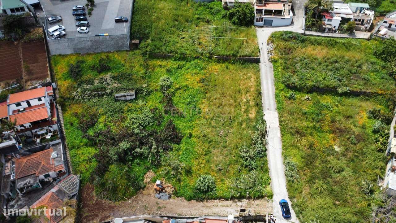Terreno com Projeto Aprovado · 15 Apartamentos T2 · Santo António, Fun - Grande imagem: 3/6