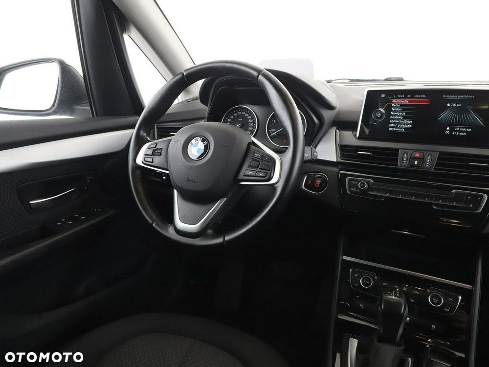 BMW Seria 2 220d xDrive - 16