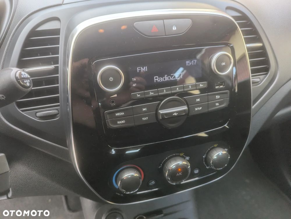 Renault Captur - 17
