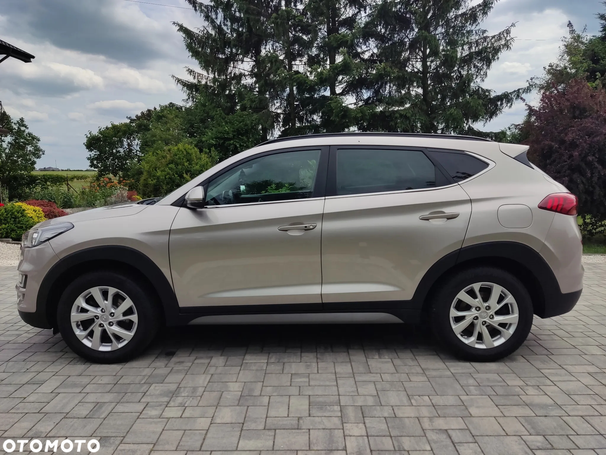 Hyundai Tucson 1.7 CRDI BlueDrive Comfort 2WD - 11