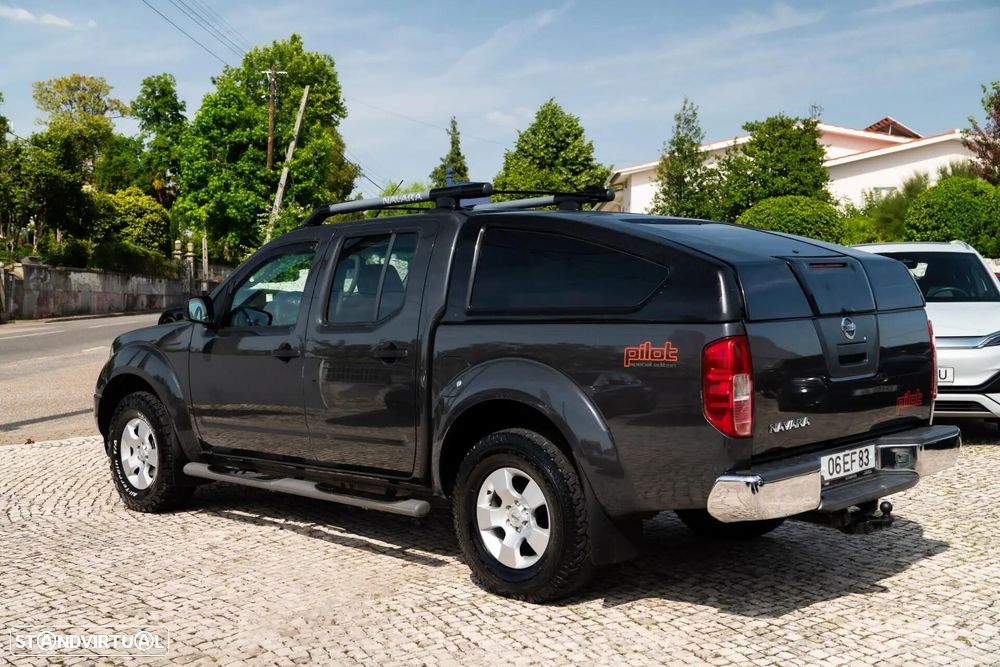 Nissan Navara 2.5 dCi CD Pilot Hi-Tech - 15
