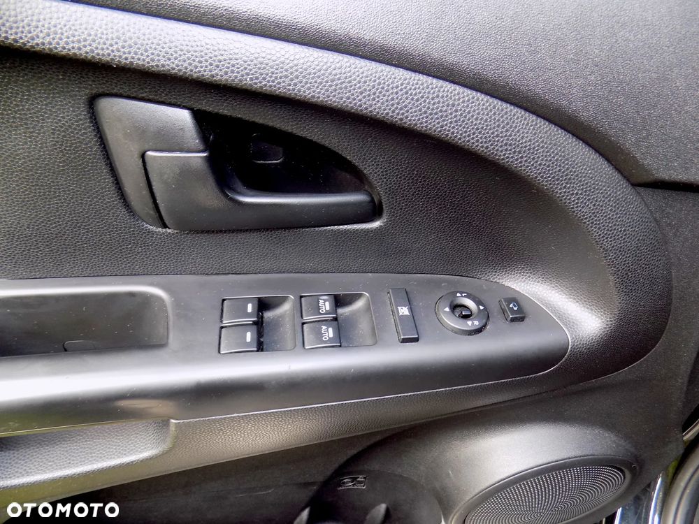 Kia Venga 1.4 CVVT Spirit - 14