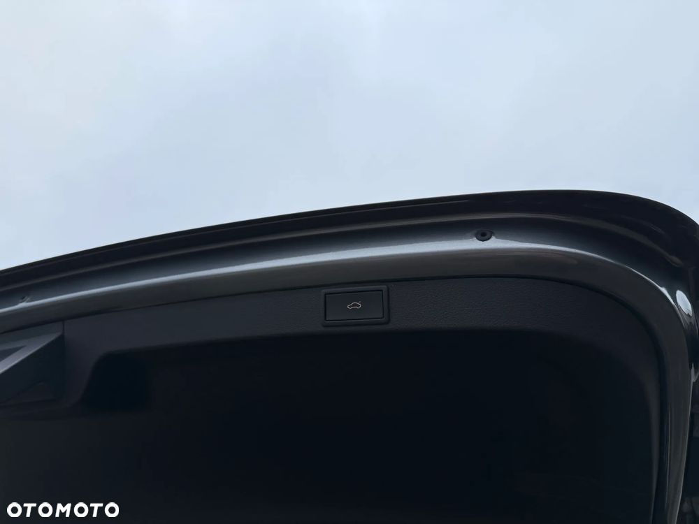 Skoda Octavia 2.0 TDI Style DSG - 8