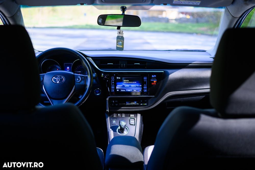 Toyota Auris - 3
