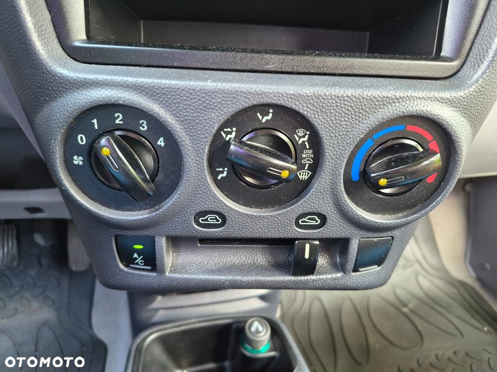 Kia Picanto 1.1 (els4) - 8