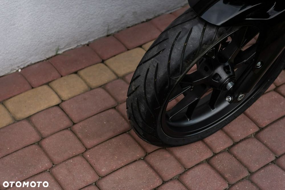 Honda CBR - 9