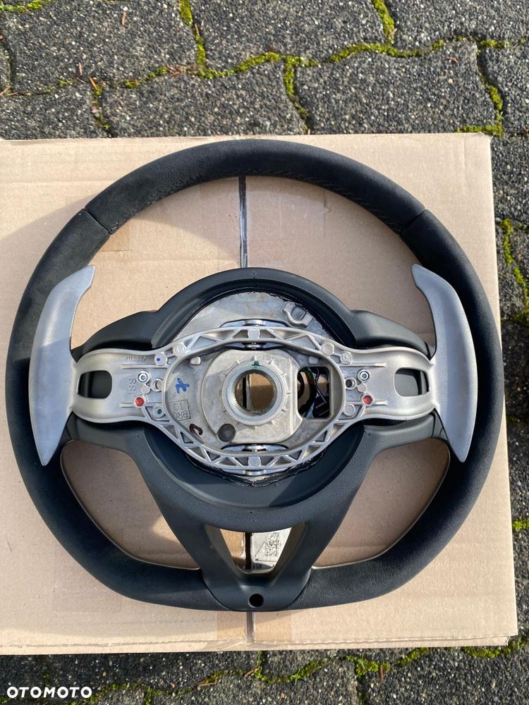 Kierownica Mclaren alcantara - 5